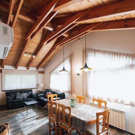 Lo Niu Apartment Ribera de Montardit Luaran gambar